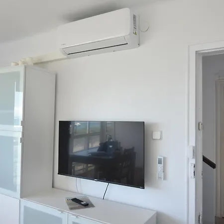 Rnet - Merce Rododera - Puerto Apartment